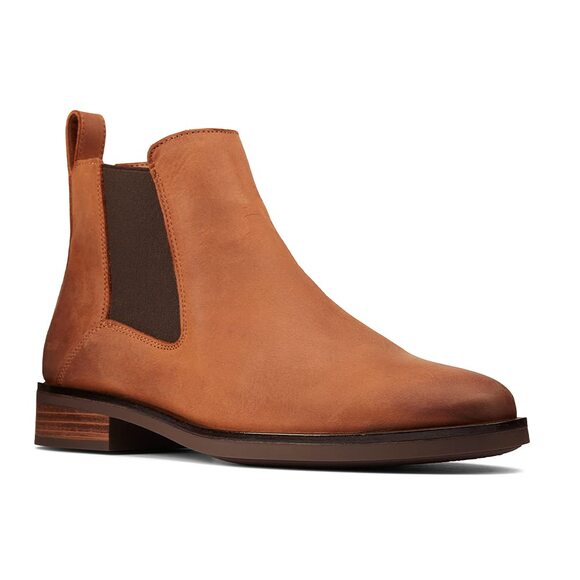 NWT Clarks Women’s Memi Top Chelsea Boots Dark Tan Leather Size 6 - Picture 1 of 1